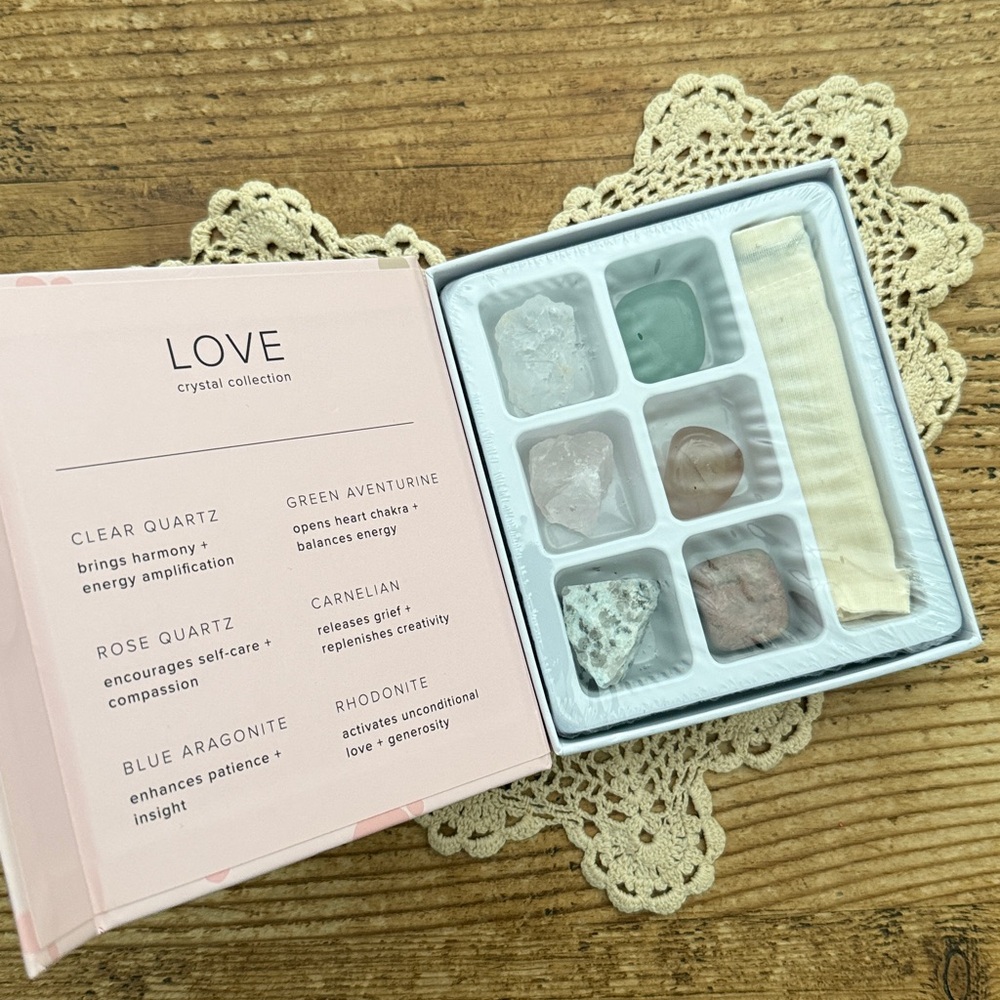 LOVE | Crystal Collection